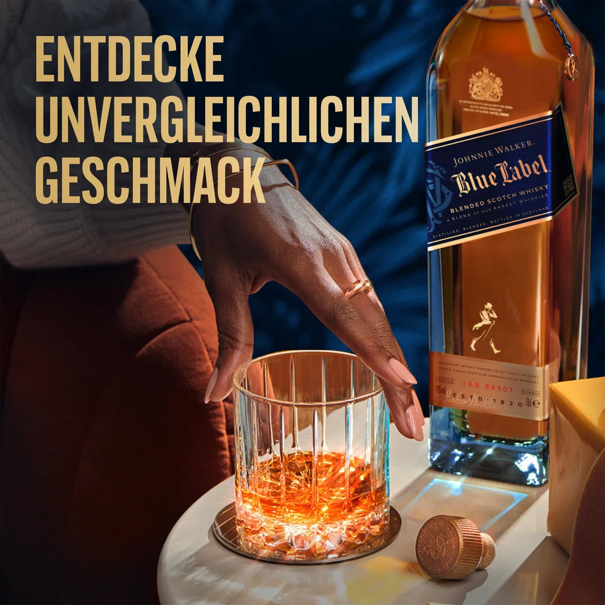 Johnnie Walker Blue Label Blended Scotch Whisky 40% vol 700ml