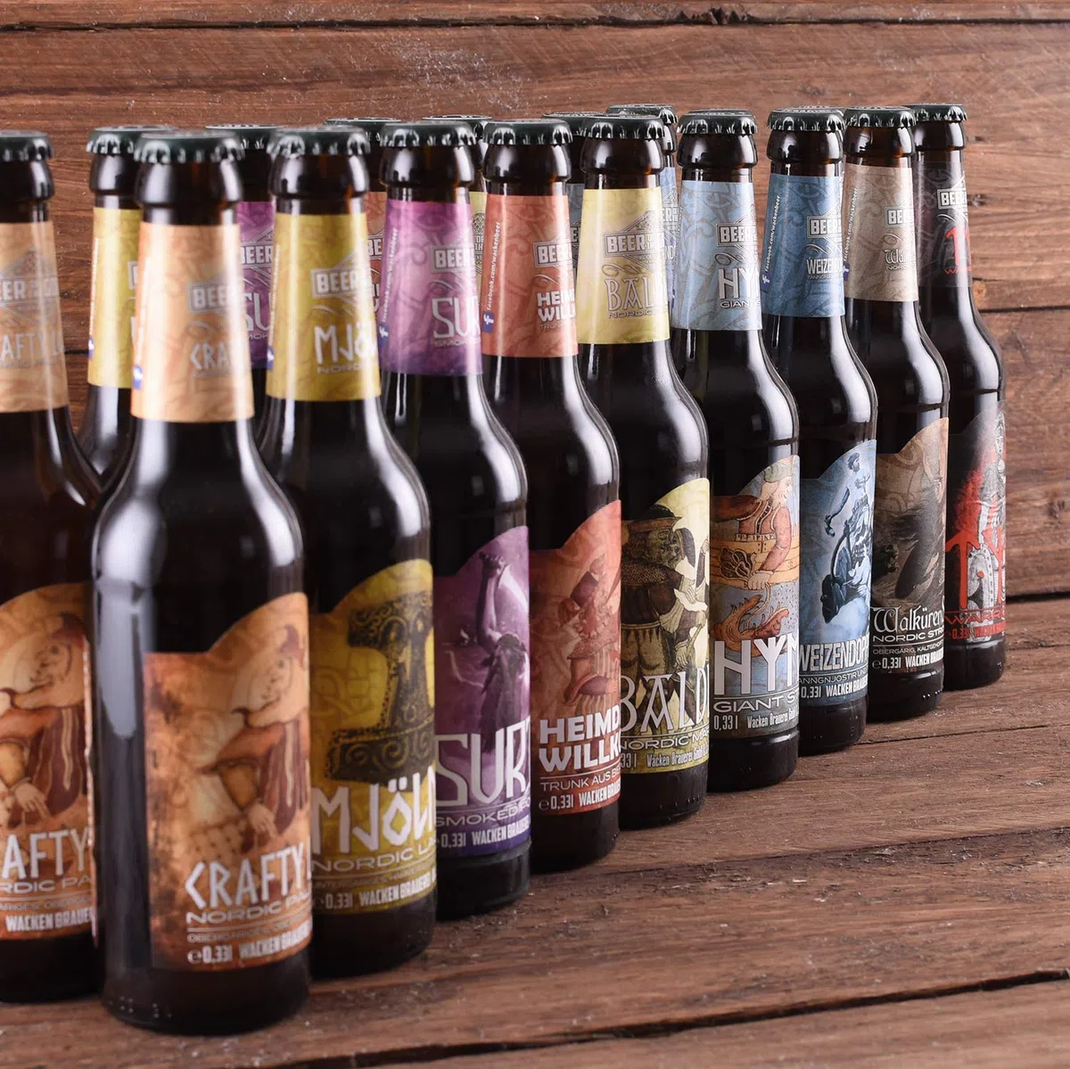 WACKEN BRAUEREI Craft Beer Box 20 x 0,33 l verschiedene Sorten Viking Craftbeer Set Geschenk für Männer