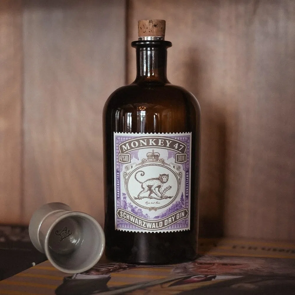 Monkey 47 Schwarzwald Dry Gin 0,5 L Premium Gin mit Wacholderaroma & Zitronennoten