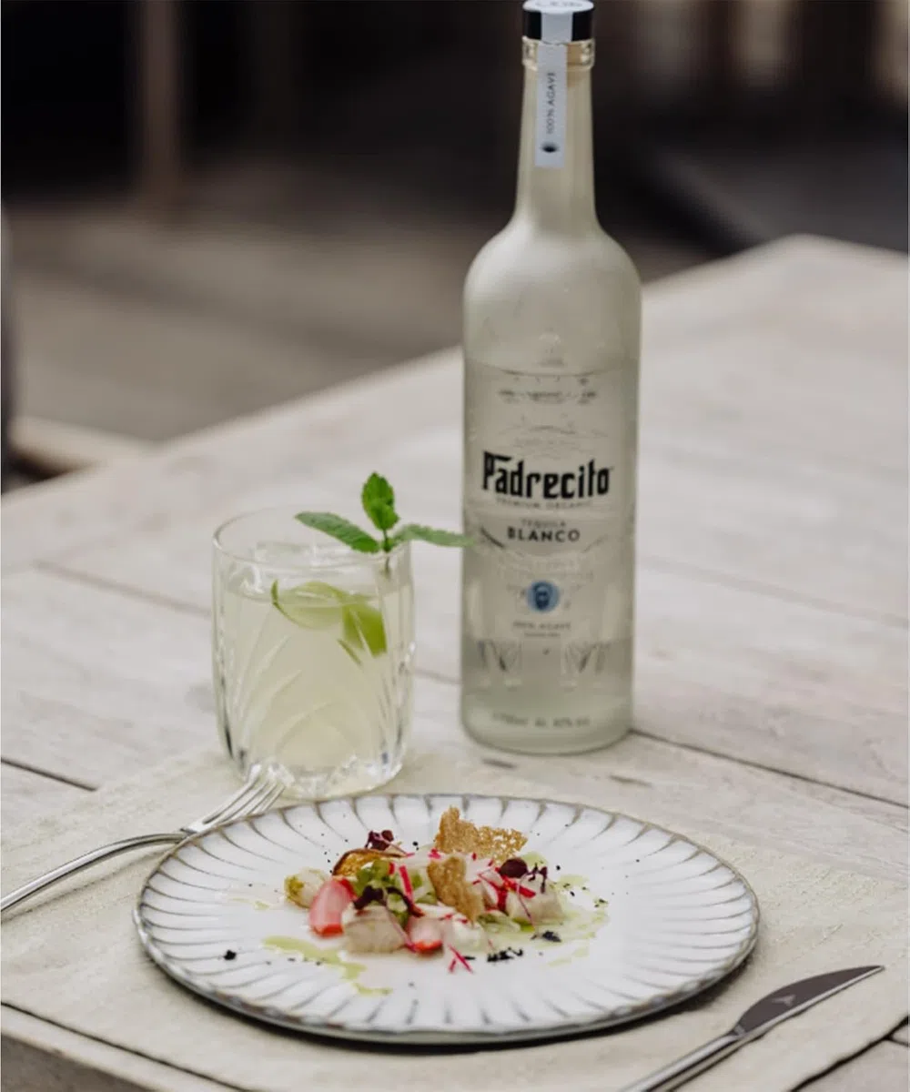 Padrecito Padre azul Bio Tequila Blanco 100% Agave 40% vol. 0.7 l