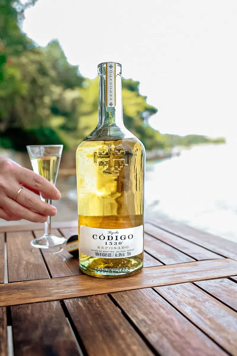 CODIGO 1530 Reposado Tequila 38% Vol. 0,7 l goldener Tequila mit Eiche und Karamell