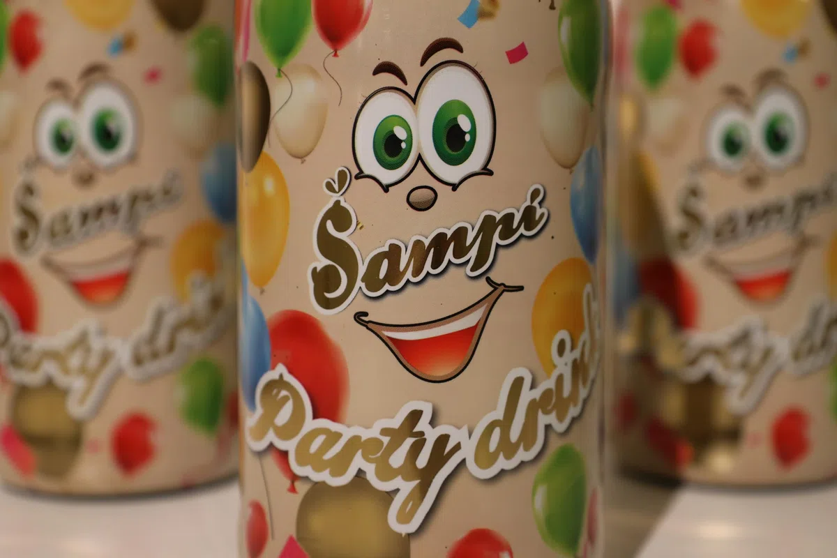 Grosspackung Kindersekt Sampi Alkoholfrei mit Apfelgeschmack 6 x 0,75 lt